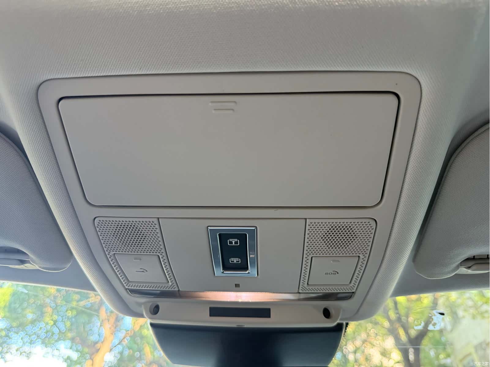 Jaguar XF, 2019 24