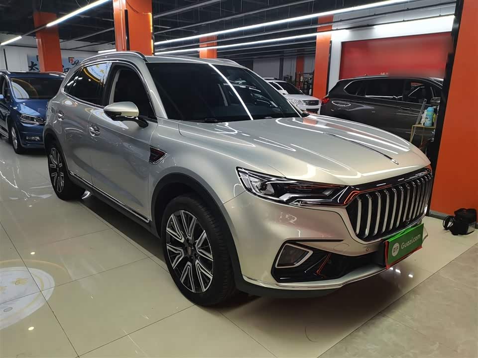 Hongqi HS5