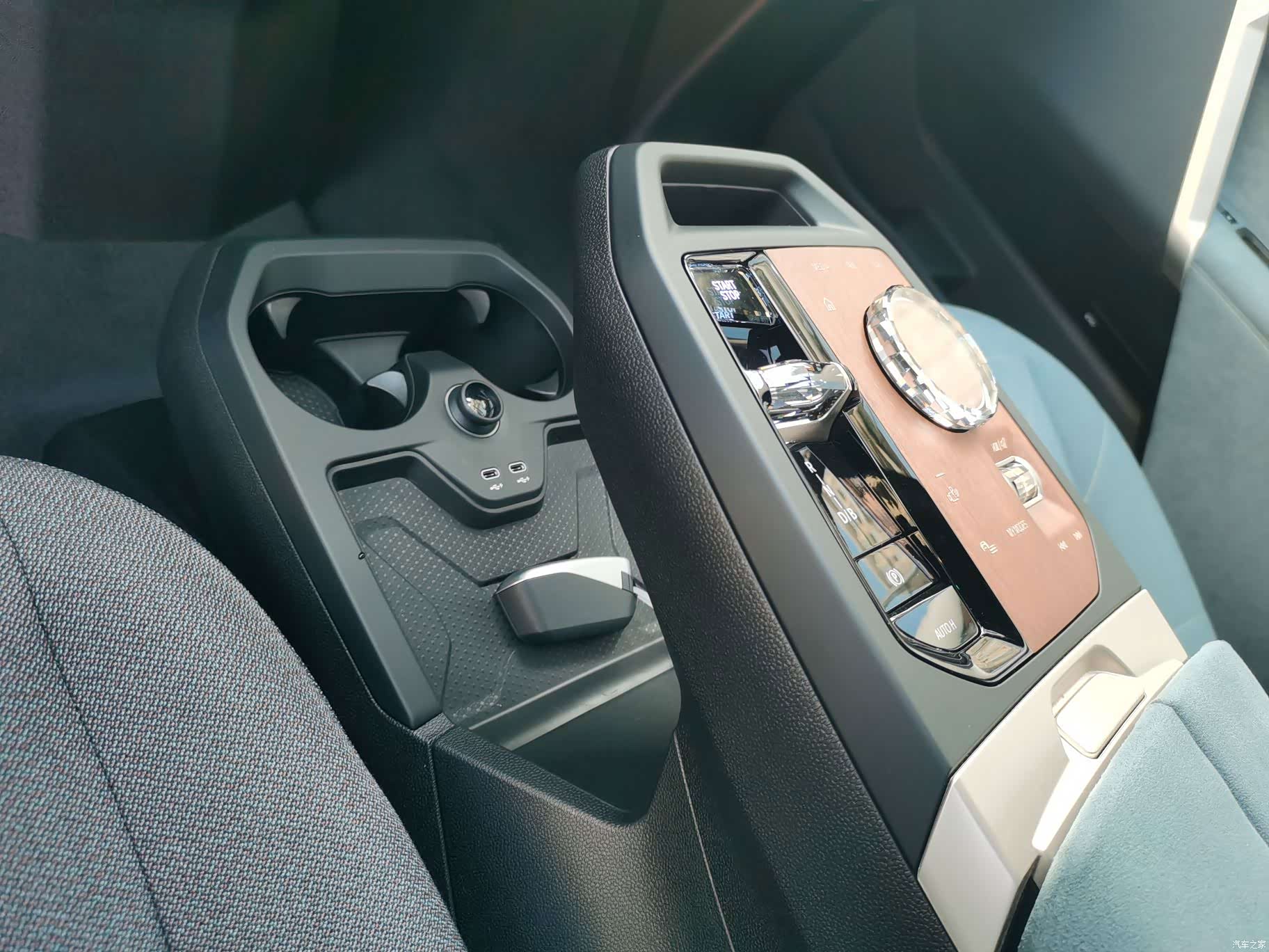 BMW iX, 2023 18