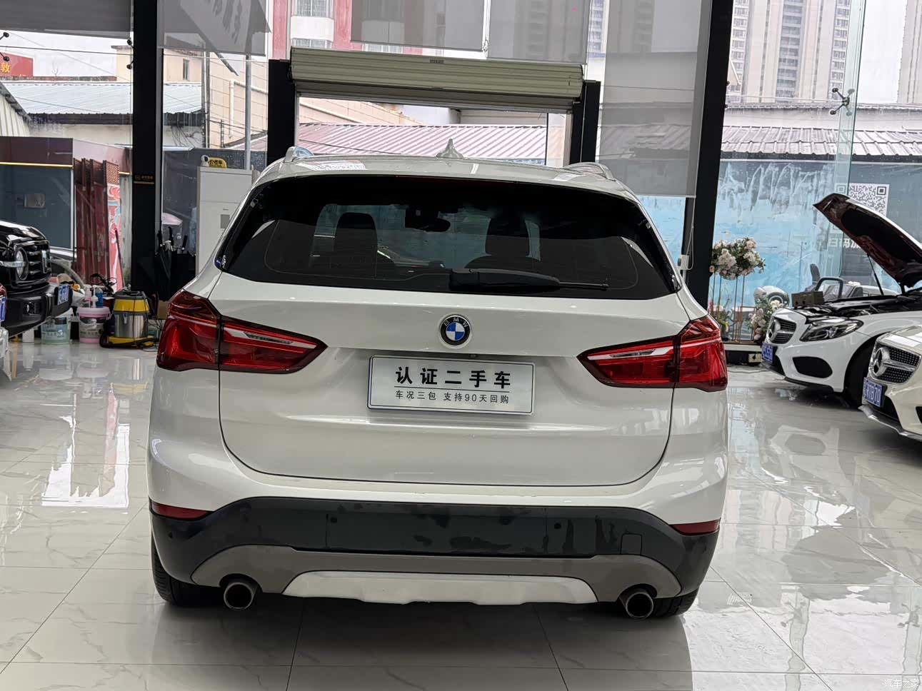 BMW X1, 2019 все фото