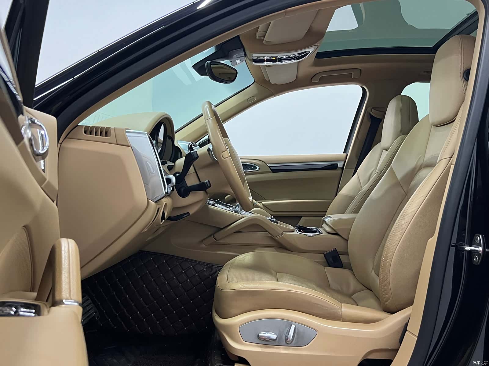 Porsche Cayenne, 2014 все фото