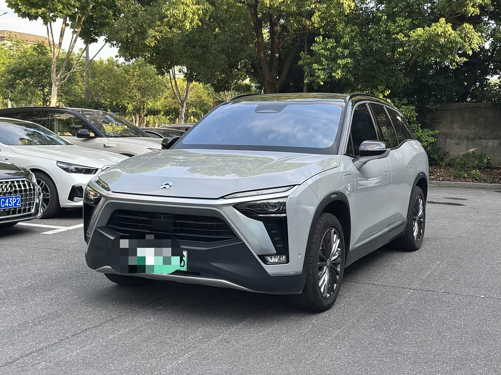 NIO ES8