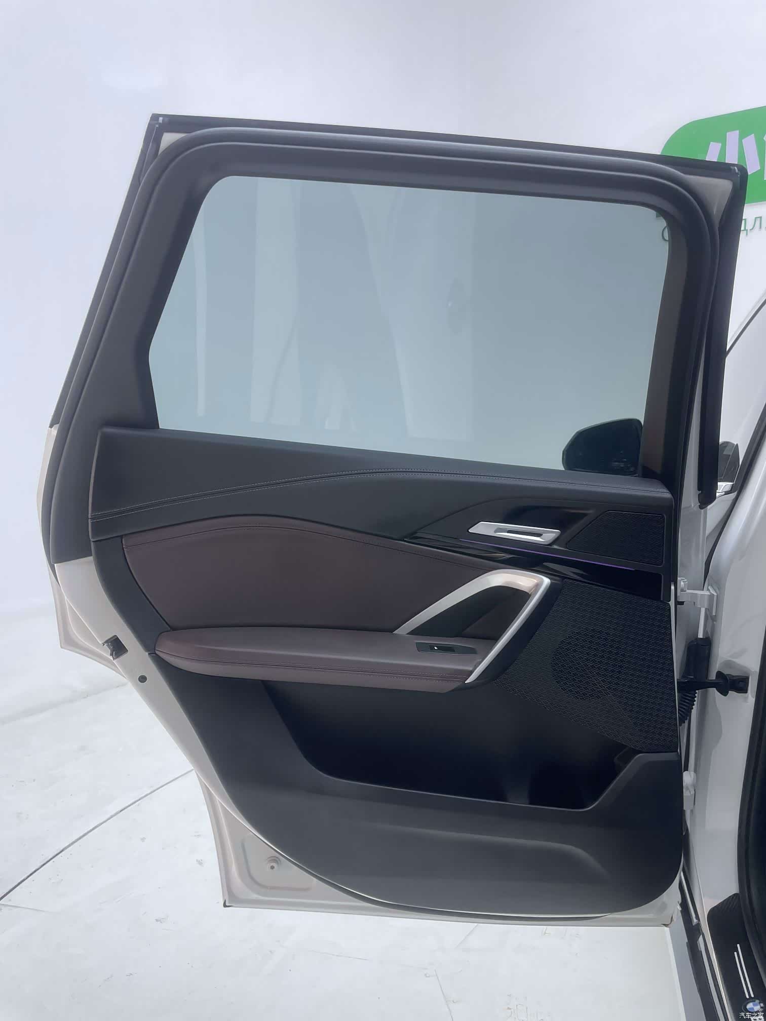 BMW X1, 2025 10