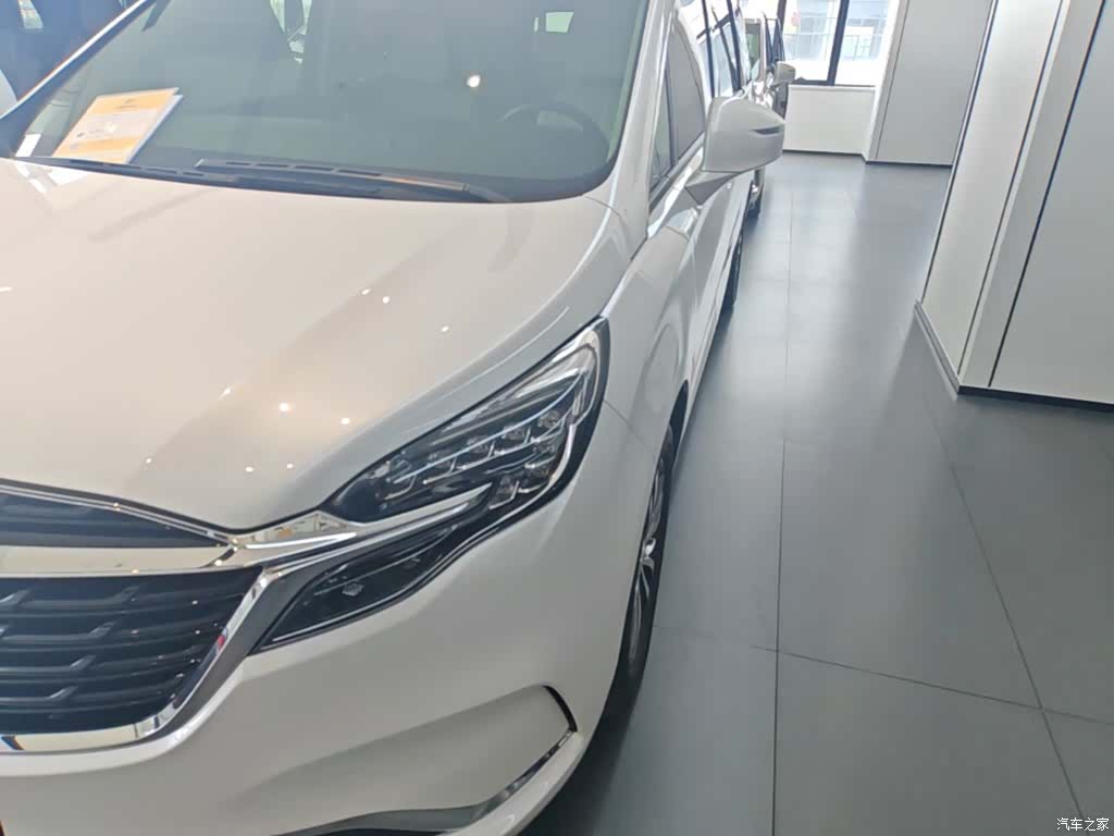Buick GL8, 2020 24