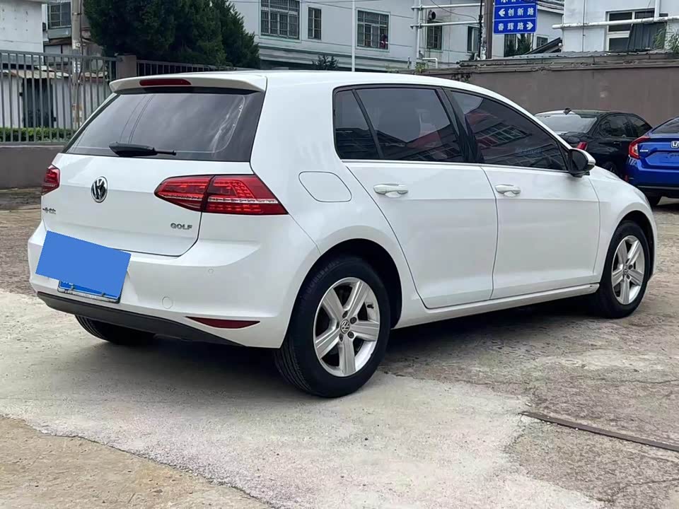 Volkswagen golf