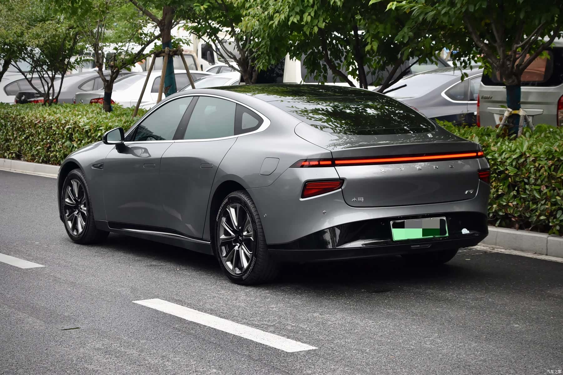 Xpeng P7, 2021 3