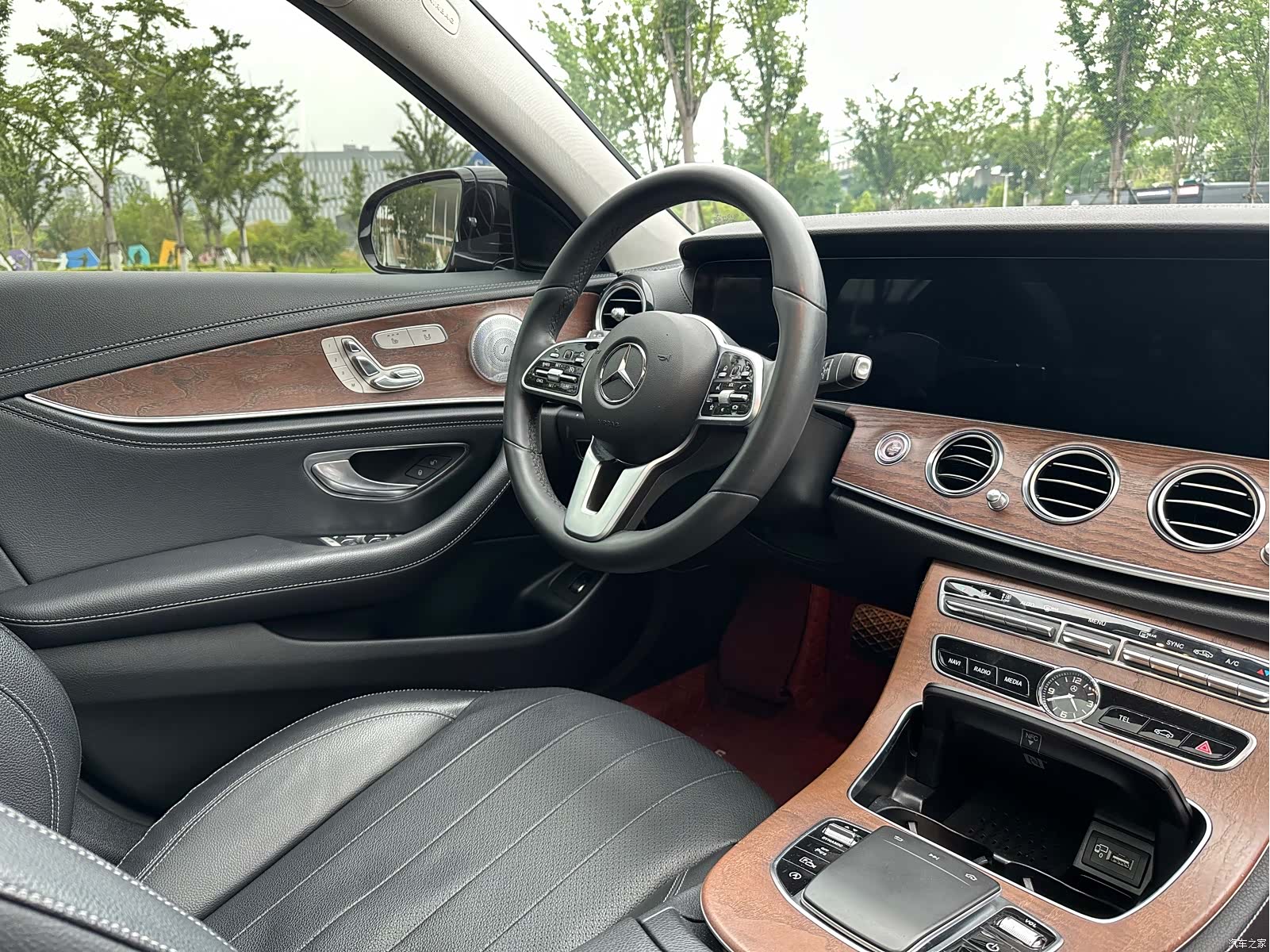 Mercedes-Benz E-Class, 2020 12