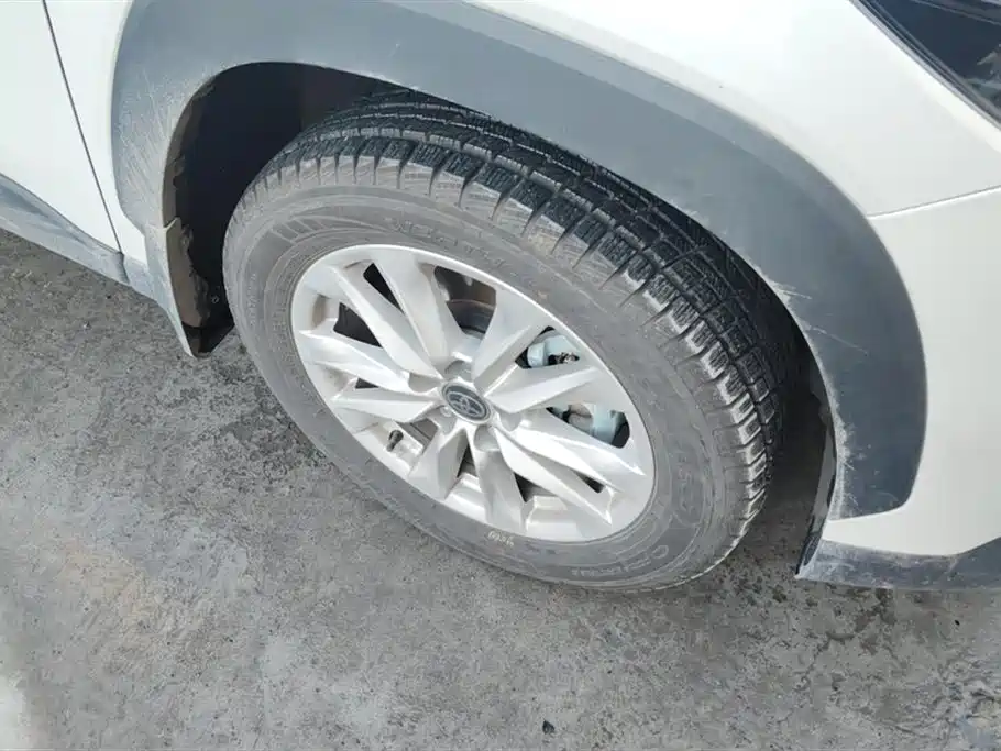 Toyota Corolla Sharp amplifier