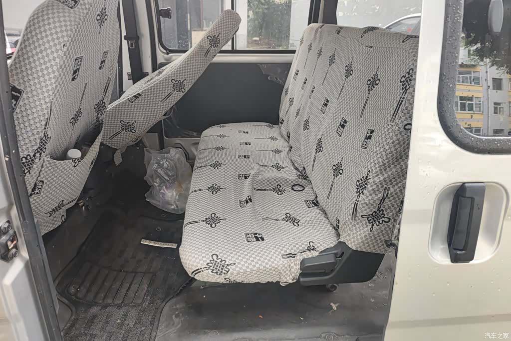 Wuling VI, 2022 11