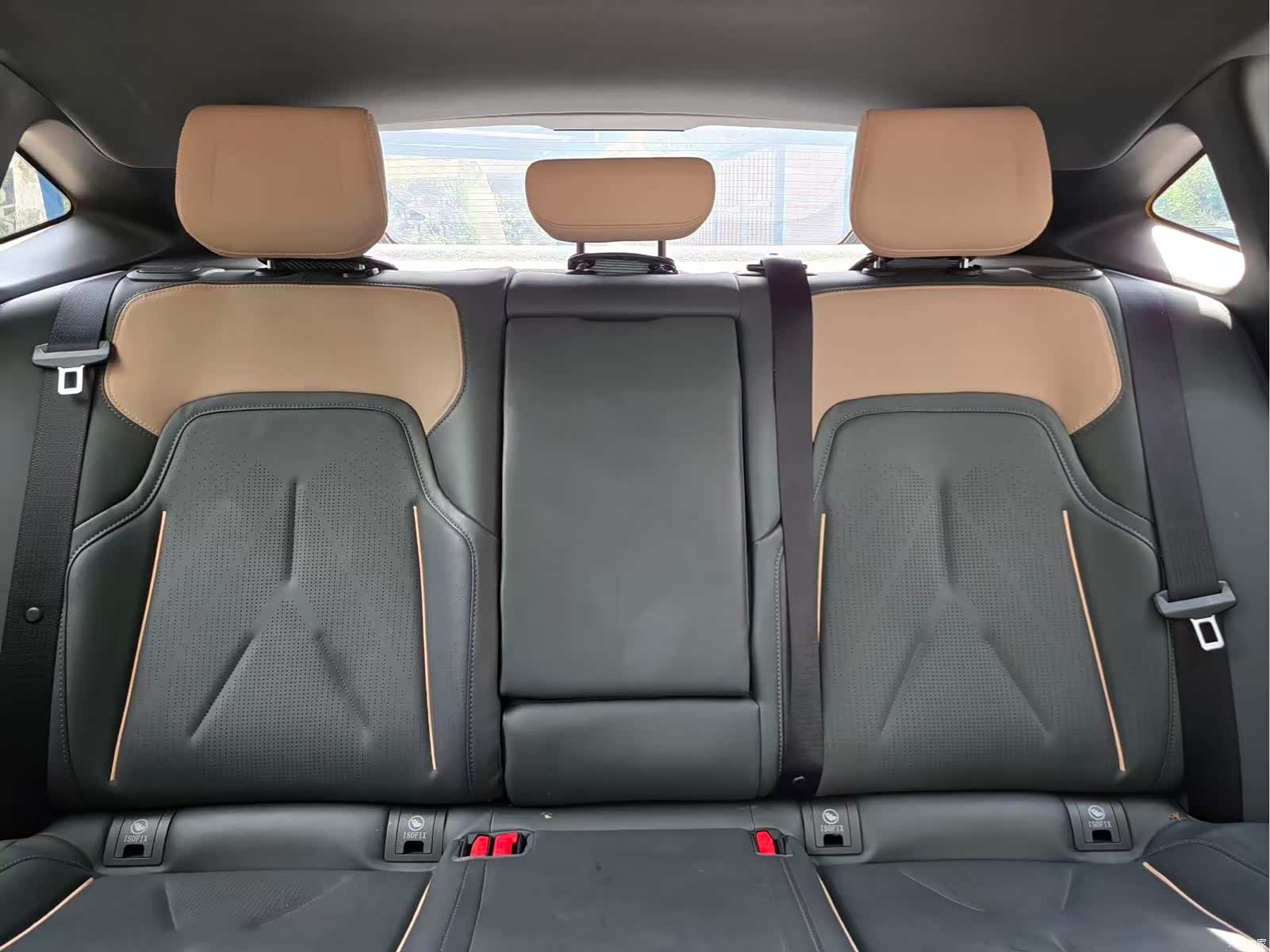 Deepal SL03, 2022 16