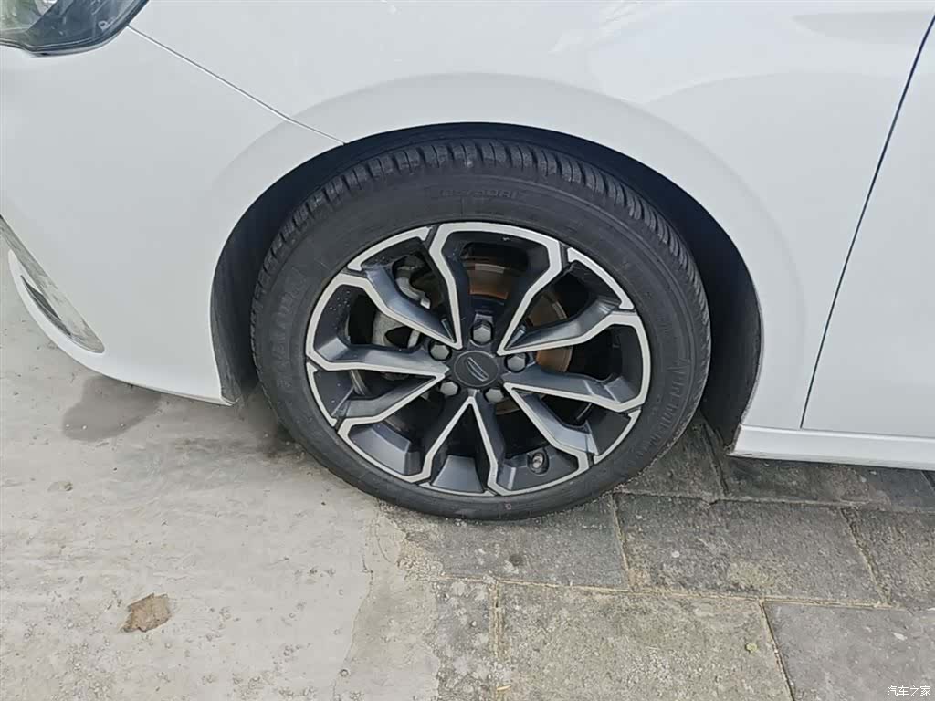 Geely Binray, 2022 23