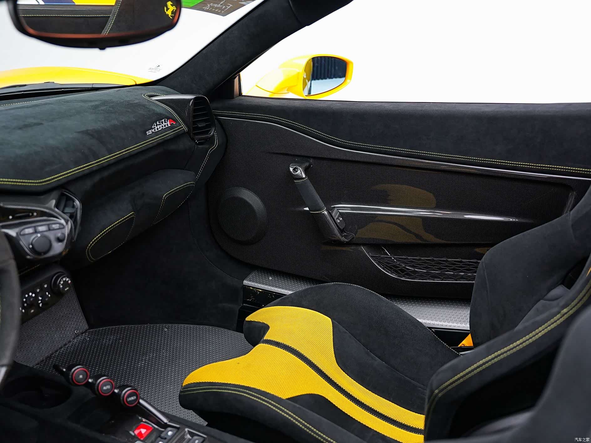 Ferrari 458, 2016 31