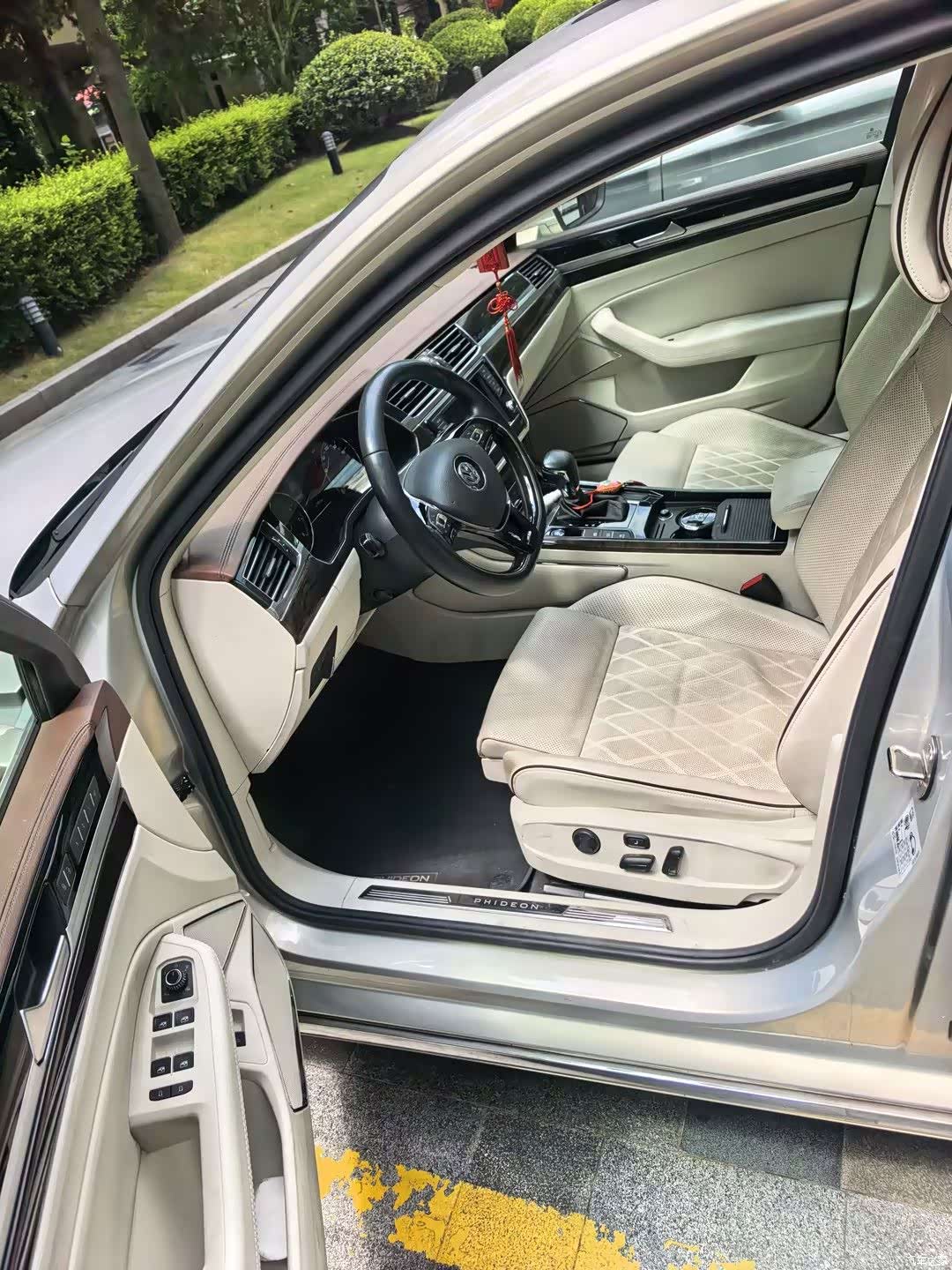 Volkswagen Phideon, 2017 3