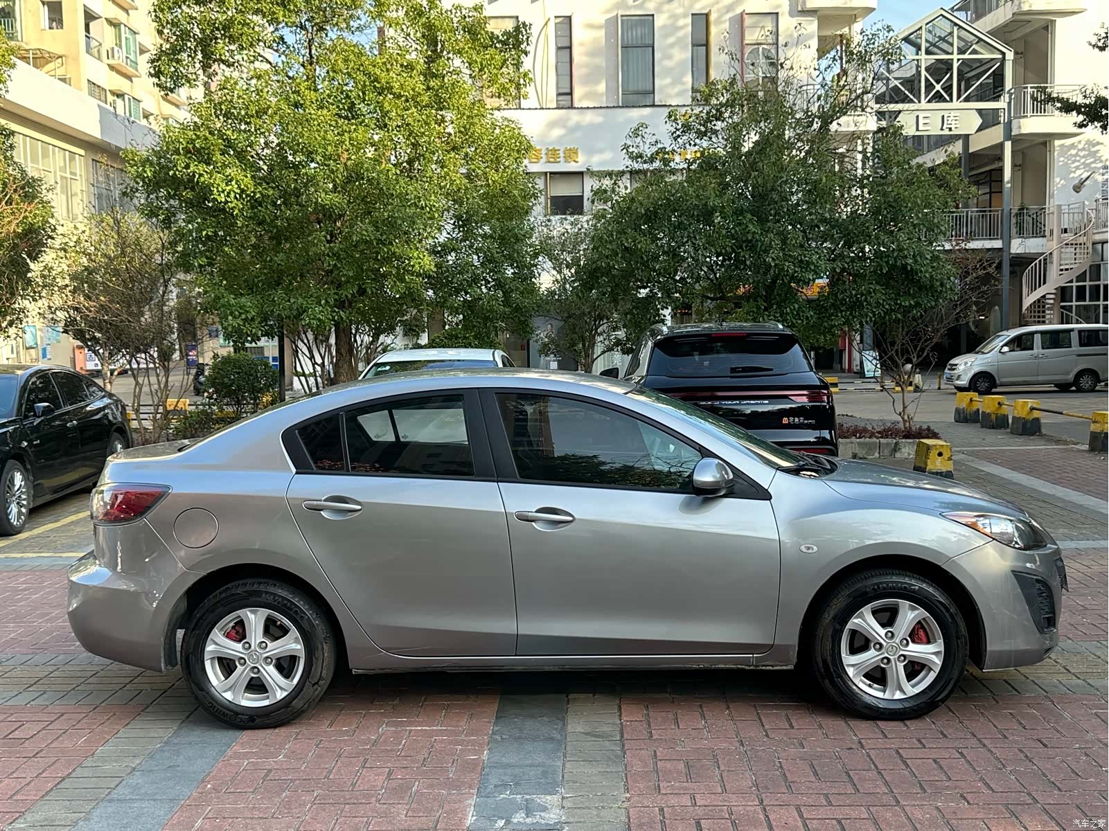 Mazda 3, 2011 все фото