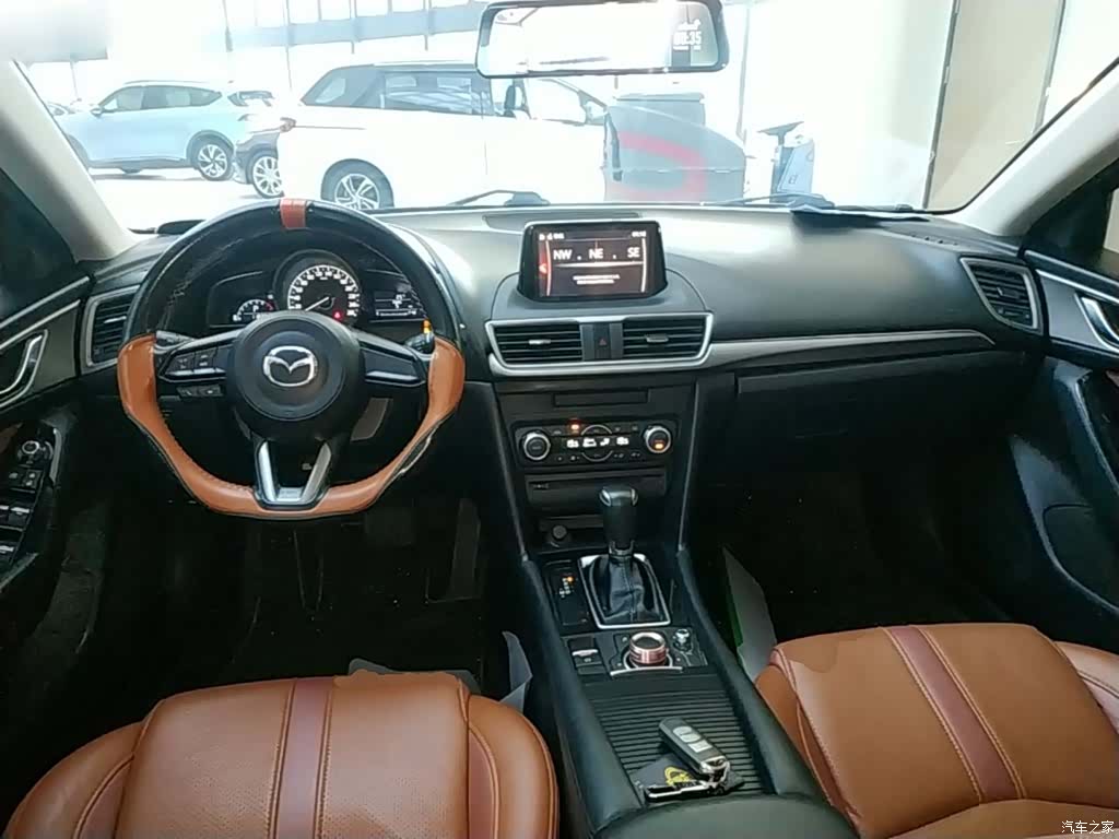 Mazda Mazda3, 2018 10