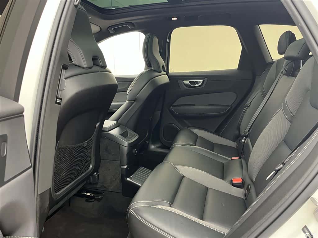 Volvo XC60, 2023 7