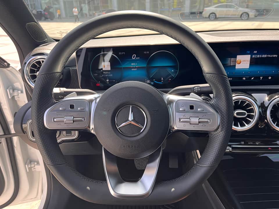 Mercedes-Benz Class A Mercedes-Benz Class A