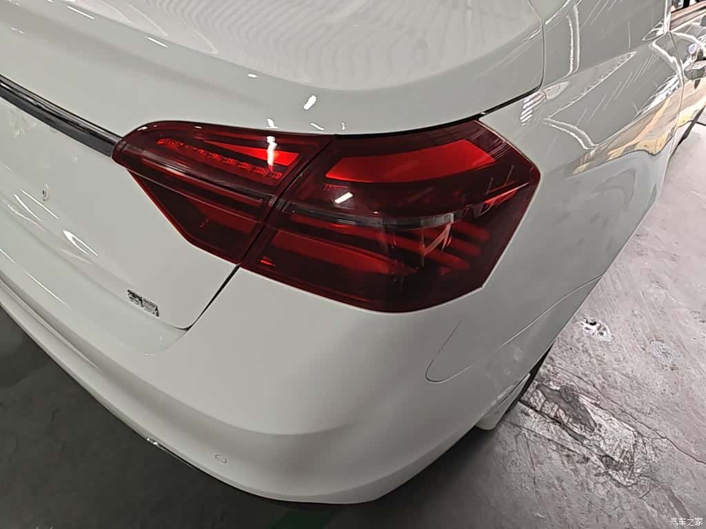 Geely Emgrand, 2019 8