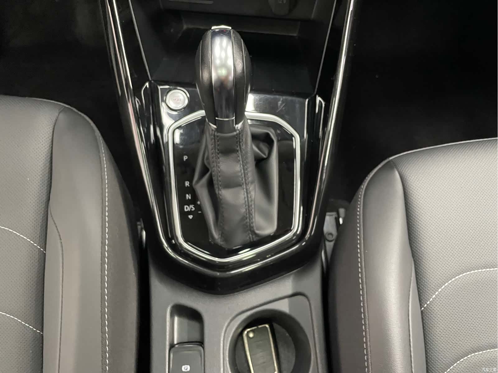 Volkswagen VS5, 2022 14