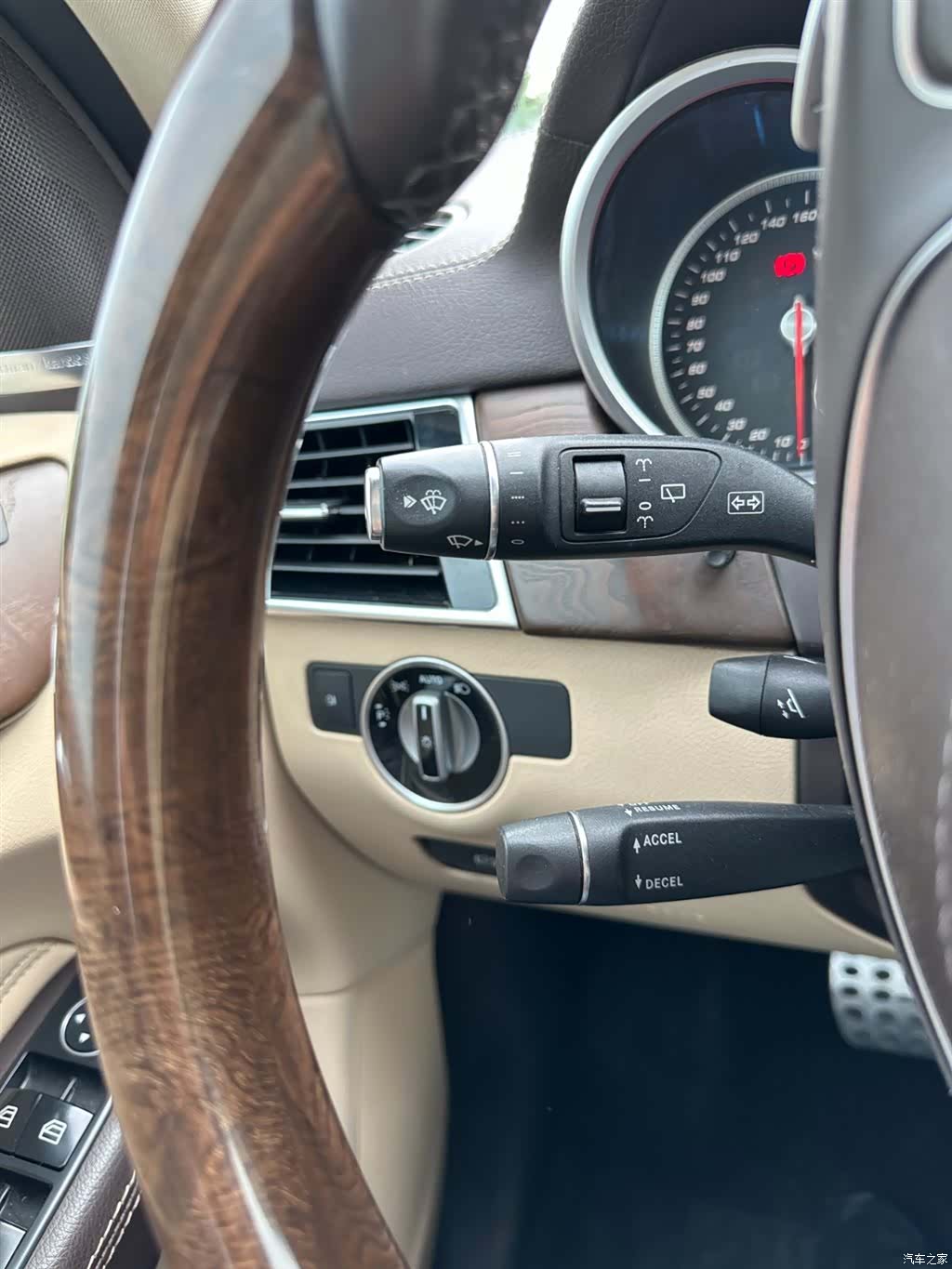 Mercedes-Benz GLS, 2018 23