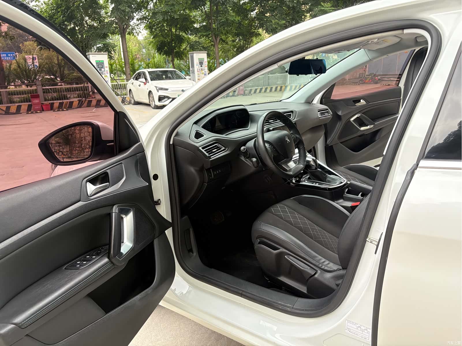 Peugeot 308, 2017 16