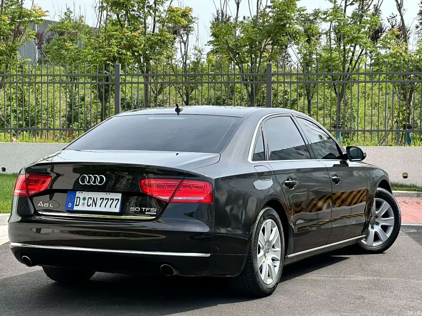 Audi A8L, 2012 9