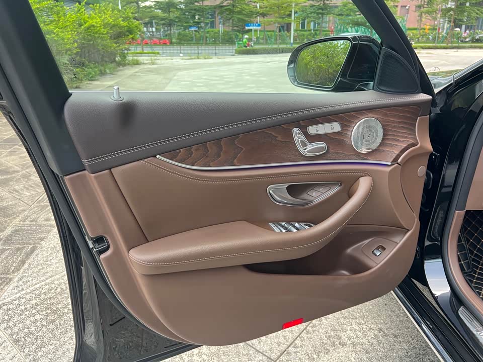 Mercedes-Benz E-class Mercedes-Benz E-class