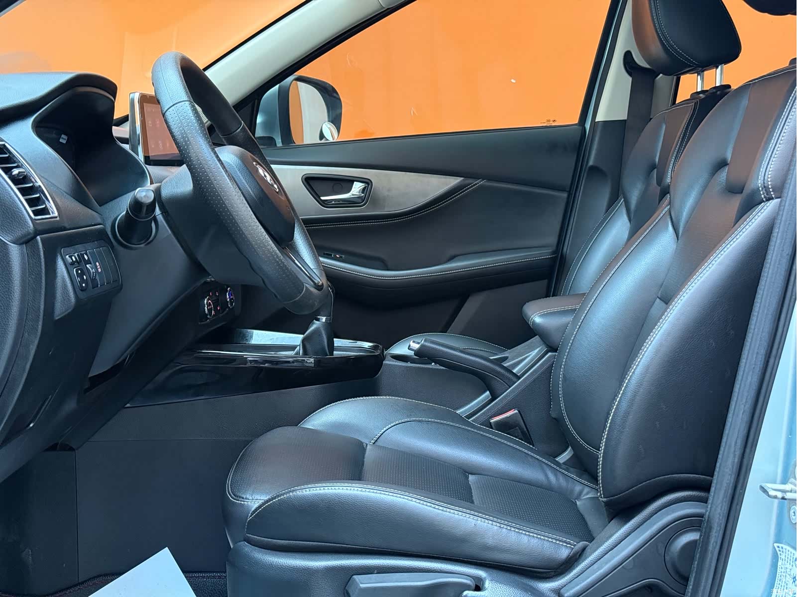 DongFeng S560, 2019 15