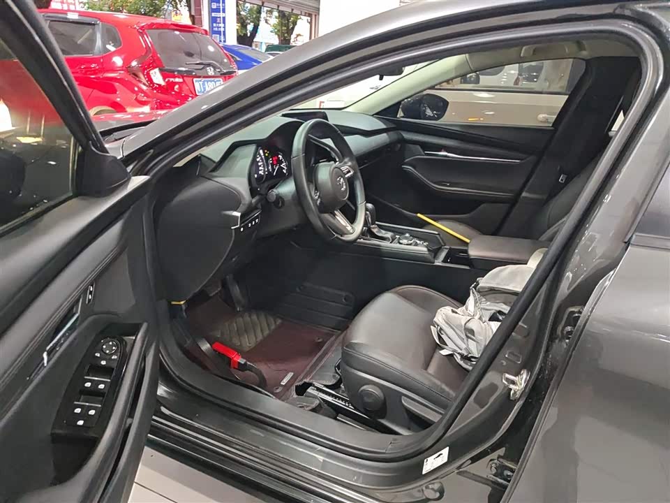 Mazda 3 Angkesaila Mazda 3 Angkesaila