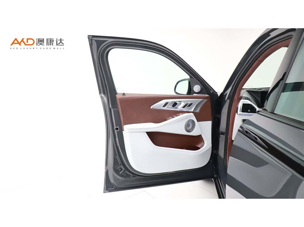 BMW XM, 2025 10
