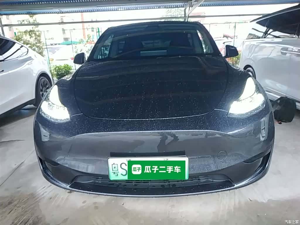 Tesla Model Y, 2024 3