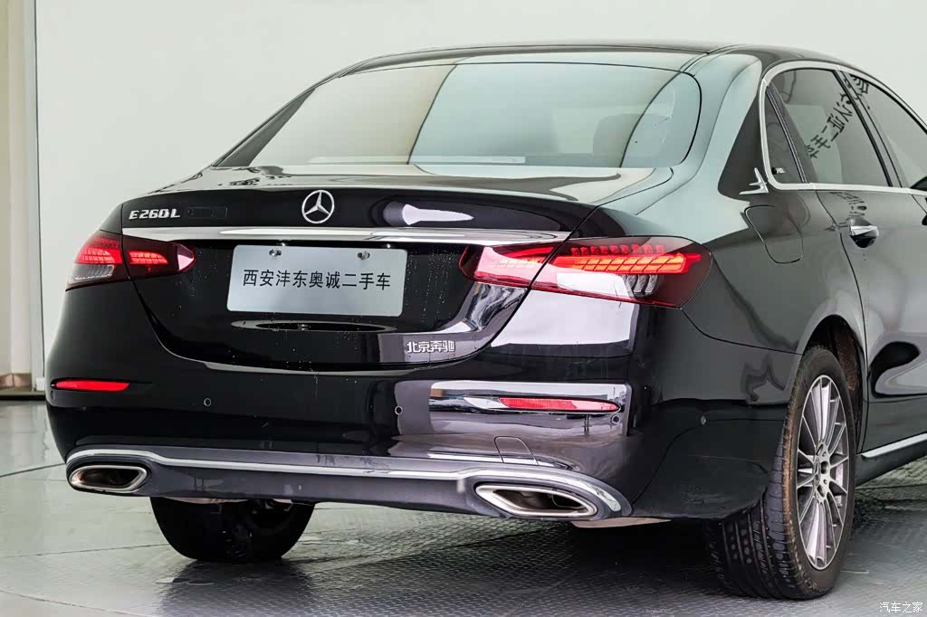 Mercedes-Benz E-Class, 2023 21