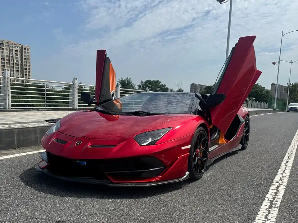 Lamborghini Aventador