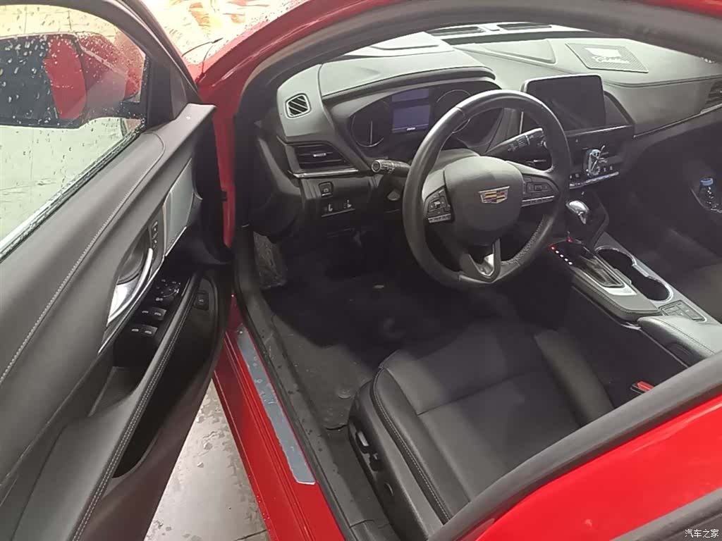 Cadillac CT4, 2023 16