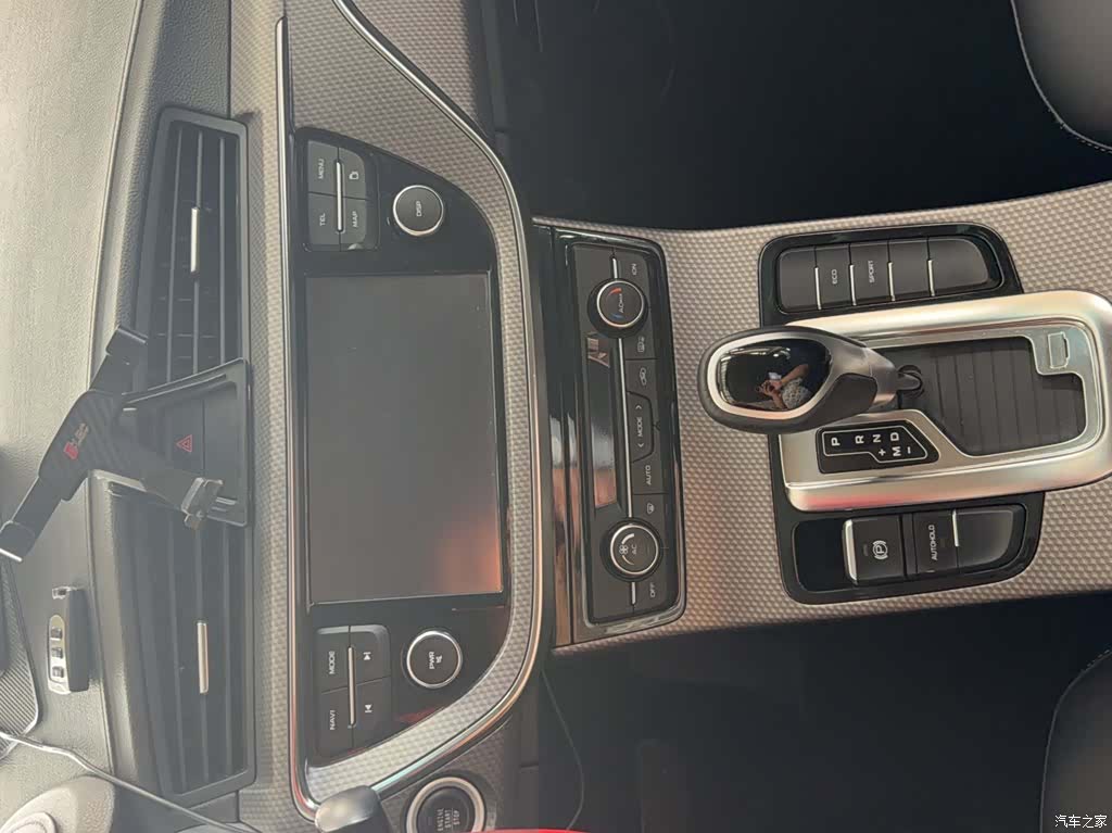 Geely Emgrand, 2017 12