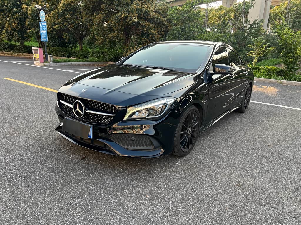 Mercedes-Benz CLA