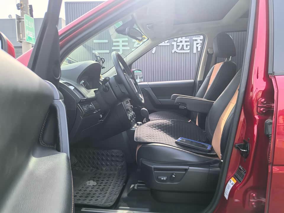 Land Rover Freelander 2