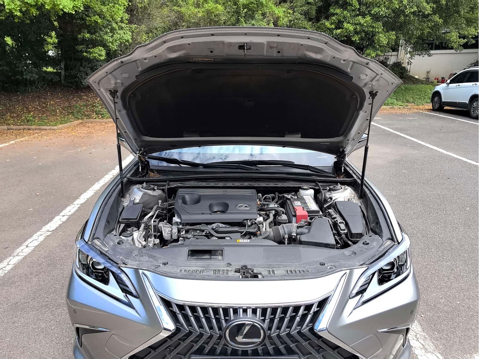 Lexus ES, 2024 10