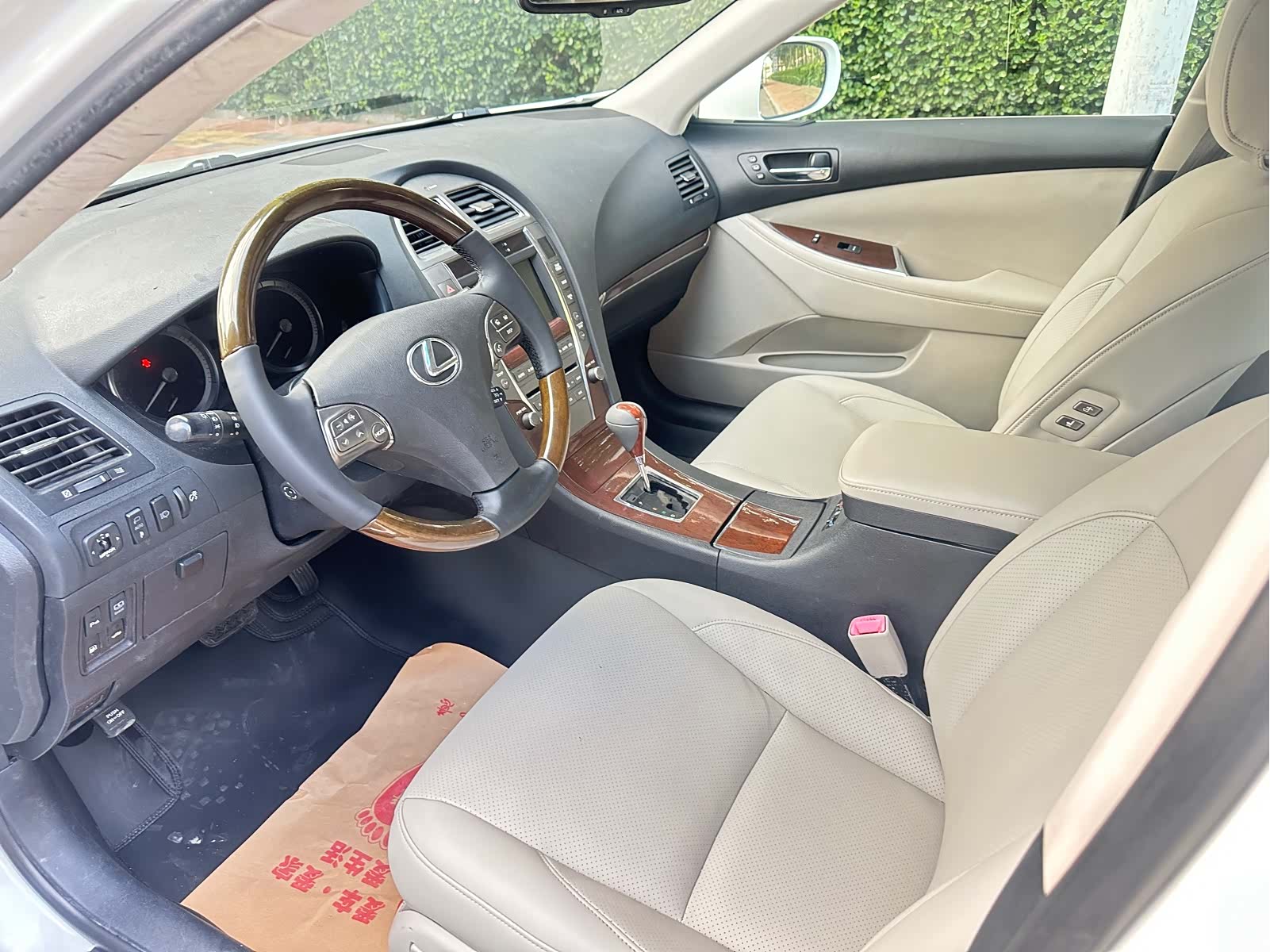 Lexus ES, 2010 7