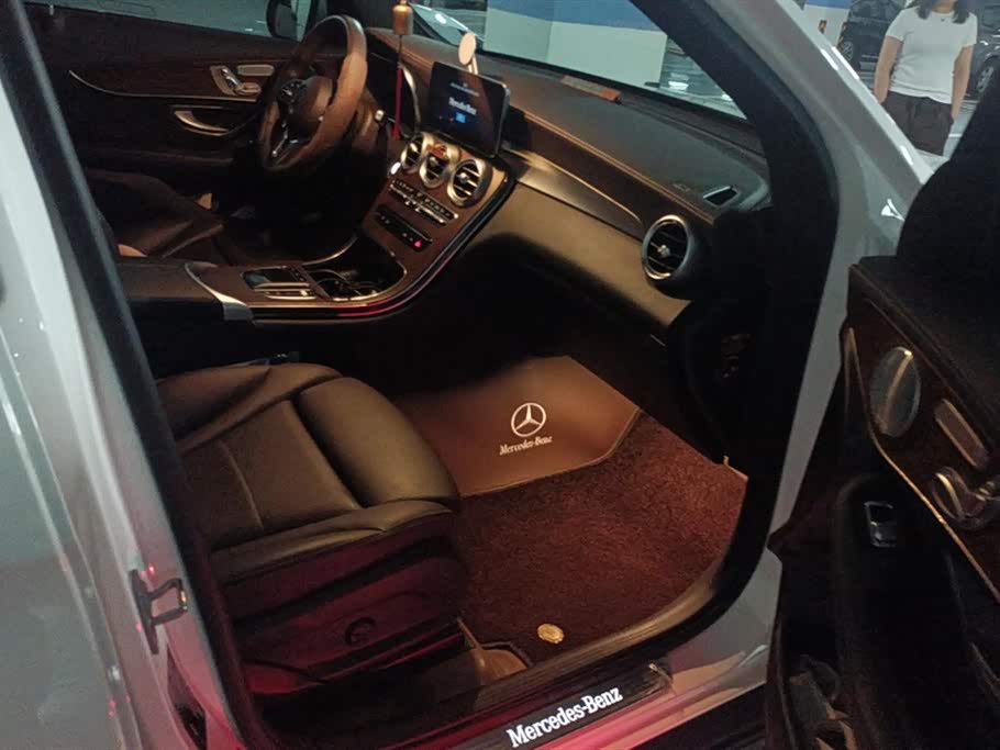 Mercedes-Benz GLC Mercedes-Benz GLC