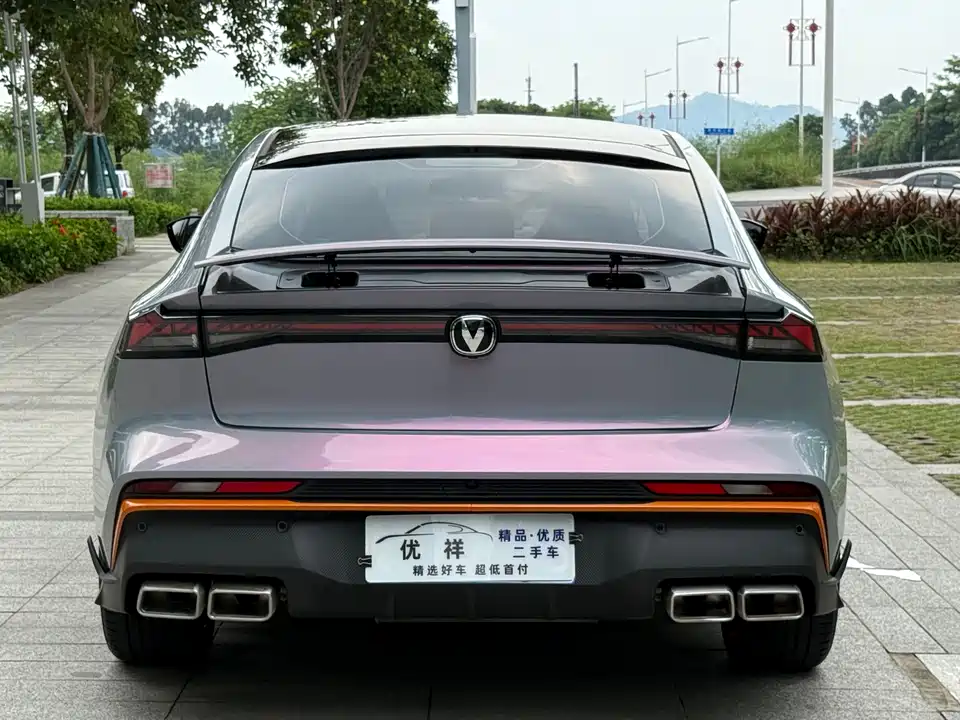 Changan UNI-V