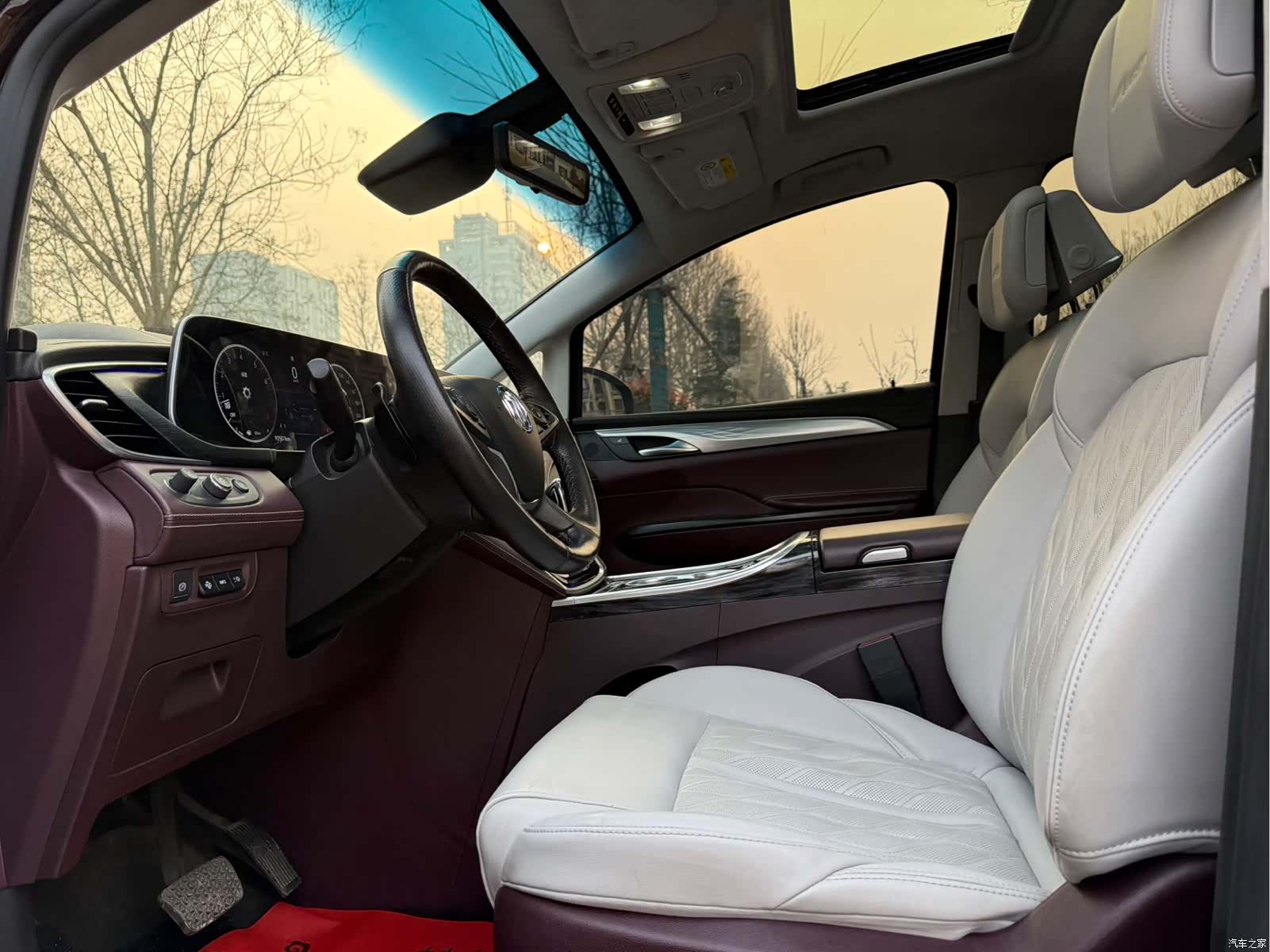 Buick GL8, 2021 все фото