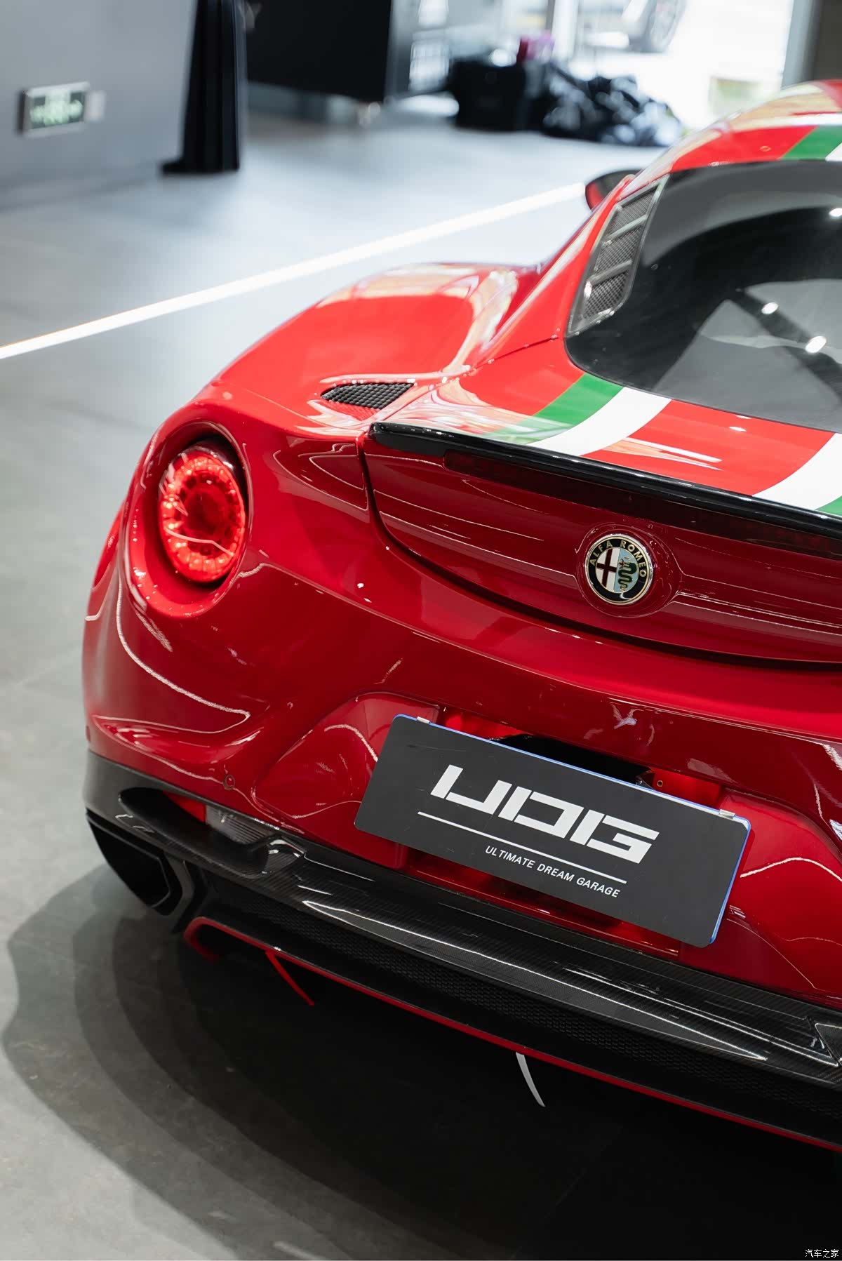 Alfa Romeo 4C, 2017 10