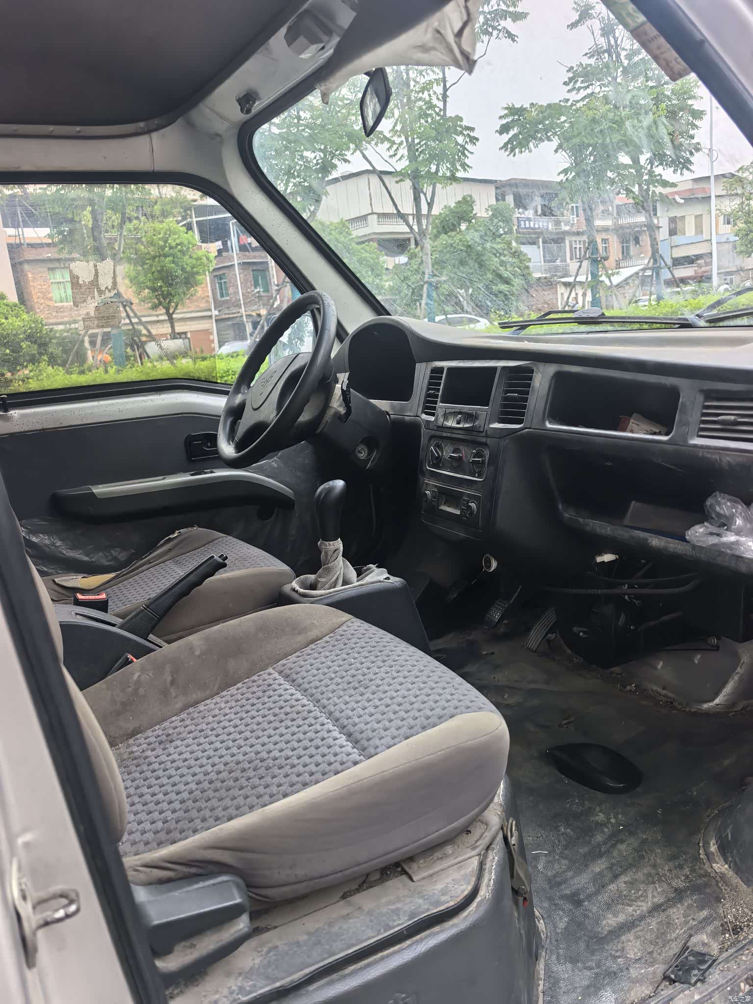 Wuling LSI, 2017 10