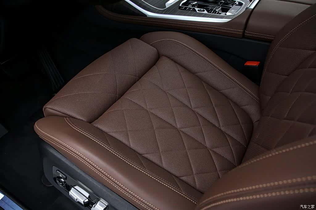 BMW X7, 2023 13