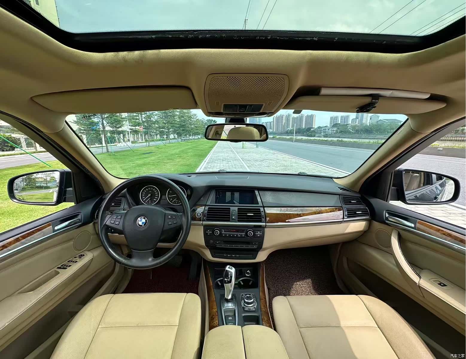BMW X5, 2010 10