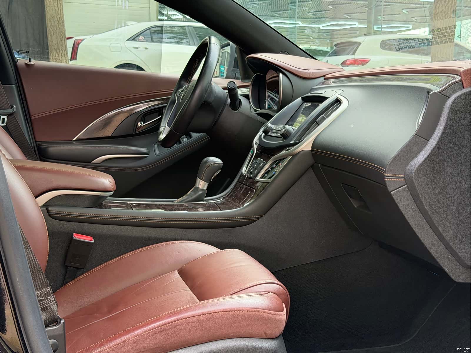 Buick LaCrosse, 2015 16
