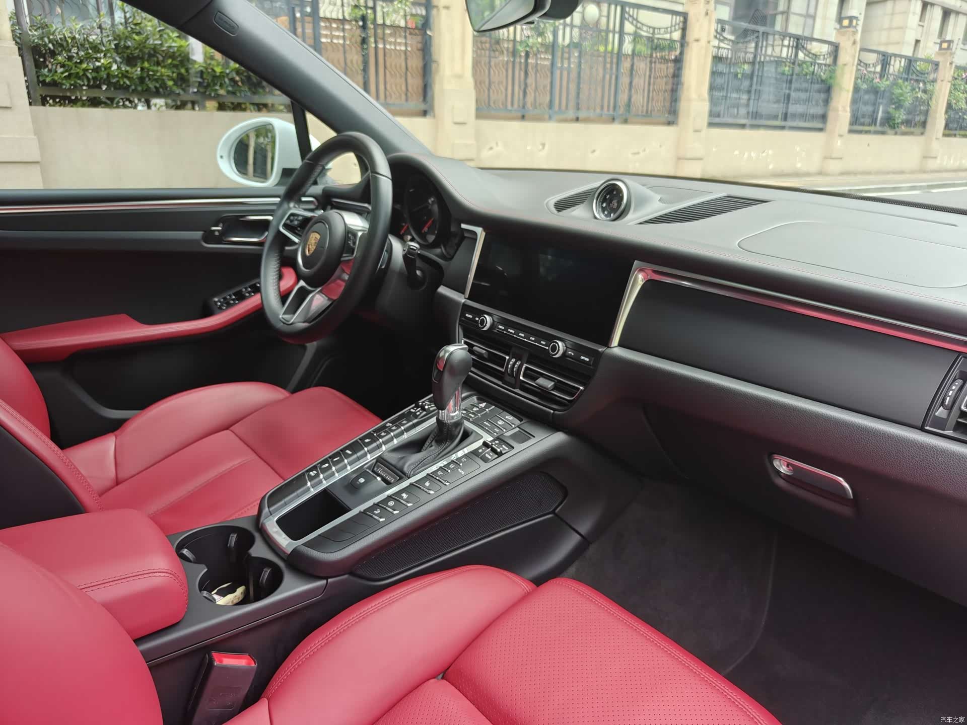 Porsche Macan, 2021 11