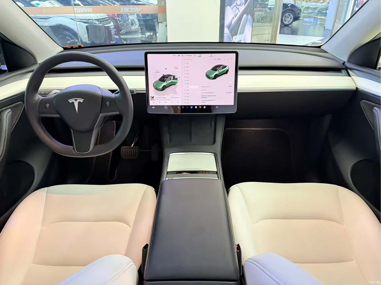 Tesla Model Y, 2022 10