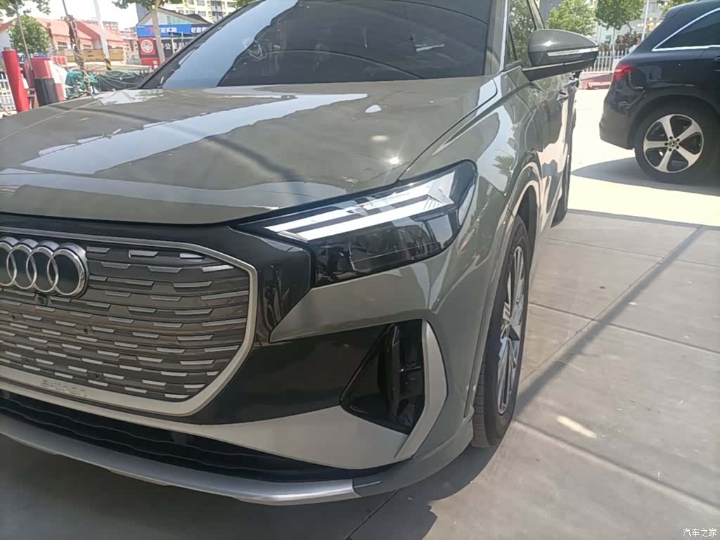 Audi Q4 e-tron, 2024 24